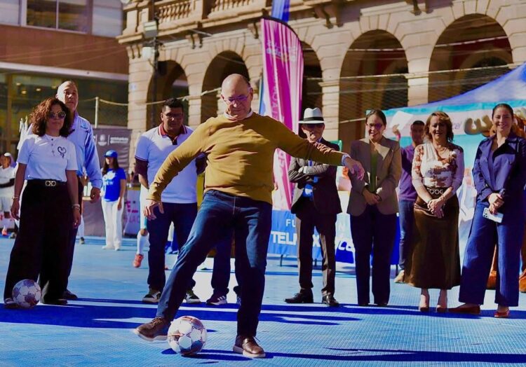 ALCALDE GALINDO ARRANCA TORNEO NACIONAL DE FUTBOL “DE LA CALLE A LA CANCHA” QUE REUNE A 31 ENTIDADES DEL PAÍS.