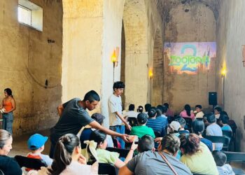 FAMILIAS POTOSINAS DUSFRUTARON DE FUNCIÓN DE CINE EN DELEGACIÓN DE LA PILA.