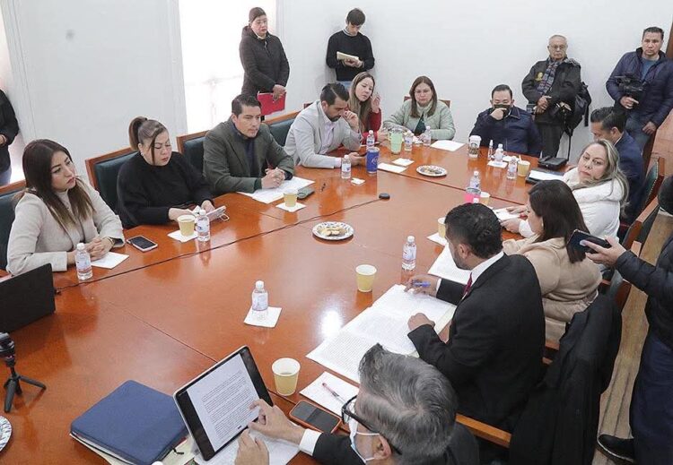 FAMILIAS POTOSINAS DUSFRUTARON DE FUNCIÓN DE CINE EN DELEGACIÓN DE LA PILA.