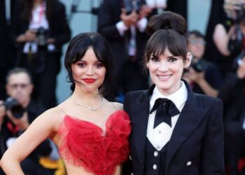 FAMILIAS POTOSINAS DUSFRUTARON DE FUNCIÓN DE CINE EN DELEGACIÓN DE LA PILA.