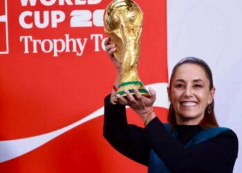 DESPIDEN A 165 VÍCTIMAS DE ATAQUE A ESCUELA EN IRÁN -EN SU MAYORÍA ERAN NIÑAS