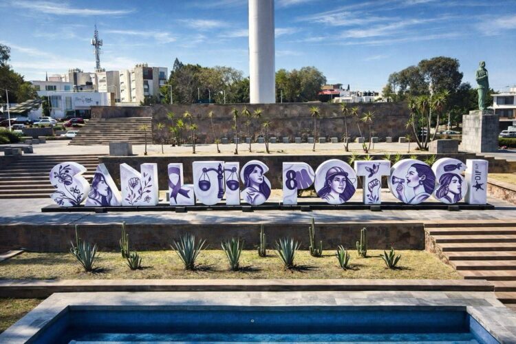 UASLP INVITA A MUJERES POTOSINAS A UNISE A SU CAMPAÑA DE VPH Y PAPANICOLAOU.