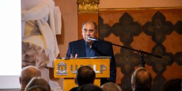 ATIENDEN CAÍDA DE ARBOLES TRAS LLUVIAS