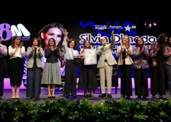 ATIENDEN CAÍDA DE ARBOLES TRAS LLUVIAS
