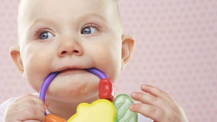 RESCATAN A TRABAJADOR SUSPENDIDO EN EL PISO 34 DEL HOTEL ST. REGIS EN CDMX