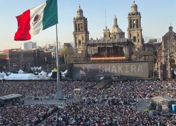 ZÓCALO VIBRA CON SHAKIRA ANTE UNA MULTITUD HISTÓRICA.