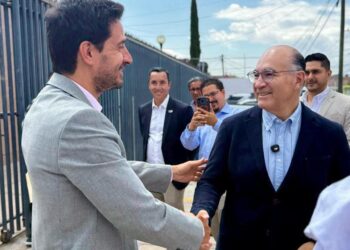 DEVELAN PLACA CON NUEVO NOMBRAMIENTO DE SAN LUIS POTOSÍ CAPITAL, COMO CIUDAD CREATIVA DE LA LITERATURA.
