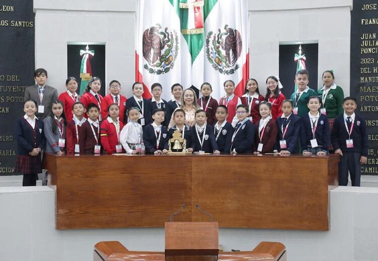 SUPREMA CORTE AVALA ELIMINAR ESTADO CIVIL DE COPIAS DEL ACTA DE NACIMIENTO