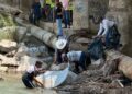 RETIRAN MÁS DE 18 TONELADAS DE RESIDUOS EN LA PRIMERA JORNADA DE LIMPIEZA DEL RÍO VALLES.