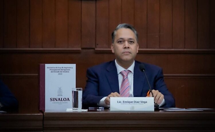 EXSECRETARIO DE FINANZAS DE SINALOA SE ENTREGA A AUTORIDADES DE ESTADOS UNIDOS