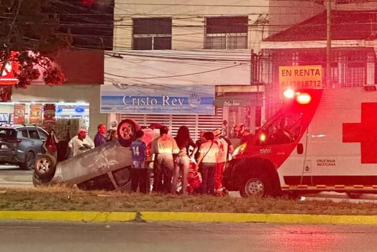 ÚLTIMO MINUTO: FUERTE ACCIDENTE EN AVENIDA TATANACHO