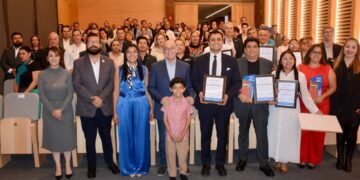 RECONOCEN A LOS HÉROES DEL MEDIO AMBIENTE EN SAN LUIS CAPITAL.