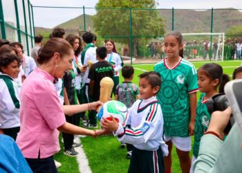 FERIA MUNICIPAL DEL ELOTE MUNDIALISTA SE SUMA AL FAN FEST “SAN LUIS CAPITAL, CORAZÓN DEL FUTBOL”
