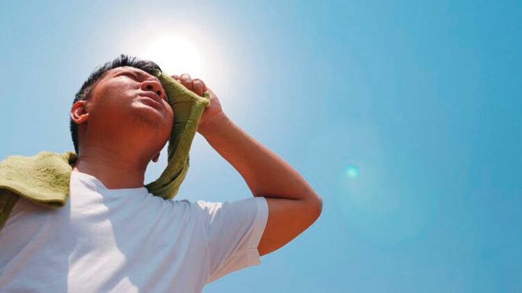 IMSS SAN LUIS POTOSÍ LLAMA A PREVENIR EL GOLPE DE CALOR CON HIDRATACIÓN Y CUIDADOS BÁSICOS