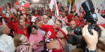 “EL PRI ESTÁ VIVO”: DEFENSORES DE MÉXICO ASUMEN COMPROMISO DE RECORRER TODO SLP