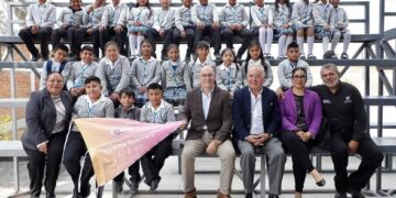 GALINDO IMPULSA AULAS MÁS TECNOLÓGICAS CON “ESCUELAS CÓDIGO AMABLE”.