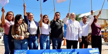 ARRANCA PAVIMENTACIÓN DE PÁNFILO NATERA, OBRA QUE CONECTA SLP CAPITAL CON MEXQUITIC DE CARMONA.