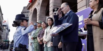 ALCALDE GALINDO FORTALECE A LA POLICÍA DE LA CAPITAL CON ENTREGA DE NUEVOS UNIFORMES Y EQUIPAMIENTO.