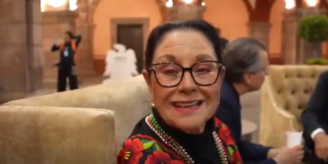 LA ACTRIZ Y ACTIVISTA ANGÉLICA ARAGÓN, RECONOCE EL IMPULSO A LA CULTURA Y EL ARTE POR PARTE DEL ALCALDE ENRIQUE GALINDO.