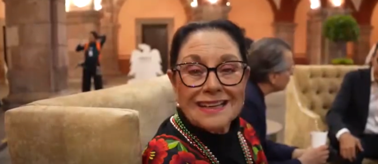 LA ACTRIZ Y ACTIVISTA ANGÉLICA ARAGÓN, RECONOCE EL IMPULSO A LA CULTURA Y EL ARTE POR PARTE DEL ALCALDE ENRIQUE GALINDO.
