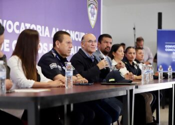 216 ASCENSOS IMPULSAN LA CARRERA DE POLICÍAS DE LA CAPITAL.