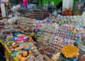 COMERCIANTES DE VILLA DE POZOS DENUNCIAN COBROS DE HASTA 1,400 PESOS POR VENDER EN DÍA DE MUERTOS.