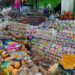 COMERCIANTES DE VILLA DE POZOS DENUNCIAN COBROS DE HASTA 1,400 PESOS POR VENDER EN DÍA DE MUERTOS.